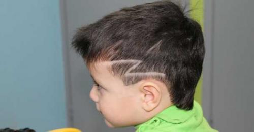 Рисунки на голове для мальчиков. Стрижки для мальчиков с рисунком на висках — фото причесок