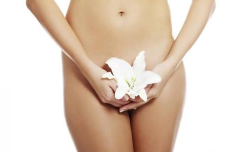 Как брить зону бикини бритвой подростку. Правила бритья бикини