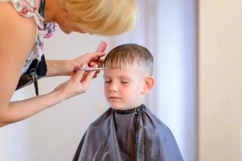 Как подстричь мальчика машинкой с переходом. Как стричь?