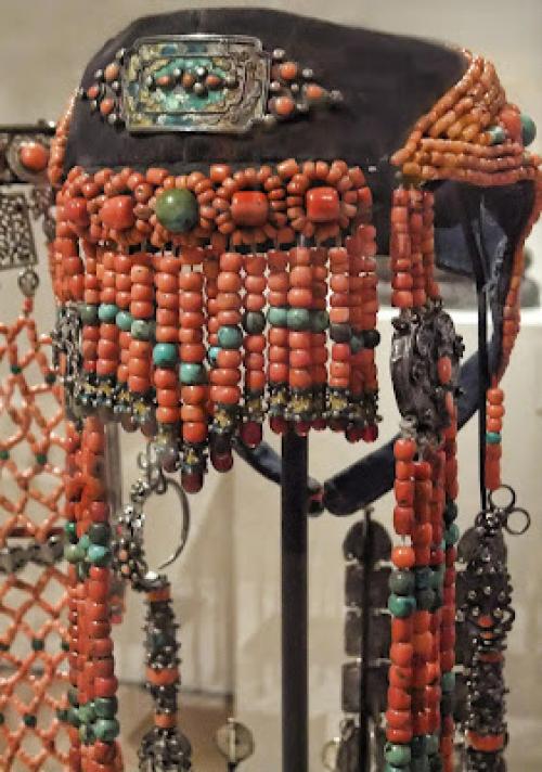 20 самых странных причесок в мире. Самые ужасные прически звезд: кто хуже? 28 20 самых странных причесок в мире. Самые ужасные прически звезд: кто хуже? 28