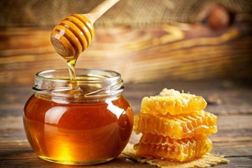 Медовая маска для волос: эффективное средство против выпадения 06