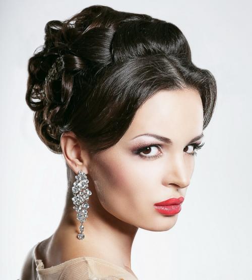 Вечерние прически на средние волосы 2021. Вечерние прически на средние волосы