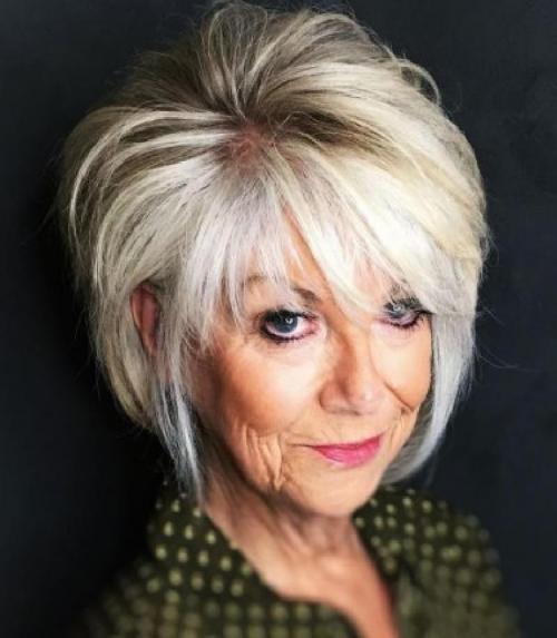 Женские стрижки на тонкие волосы. Каре 30 Женские стрижки на тонкие волосы. Каре 30