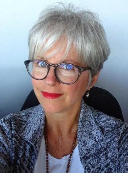 Женские стрижки на тонкие волосы. Каре 24 Женские стрижки на тонкие волосы. Каре 24