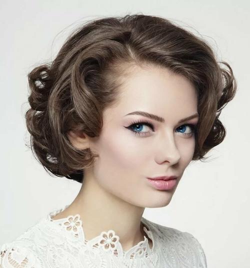 Модные укладки на средние волосы 2022. Основные тренды 2022 года 12