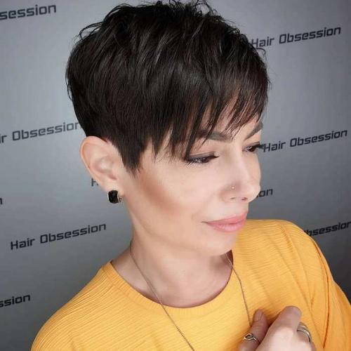 Стрижки на тонкие волосы. (+94 фото) Стрижки на тонкие жидкие волосы с челкой 39 Стрижки на тонкие волосы. (+94 фото) Стрижки на тонкие жидкие волосы с челкой 39