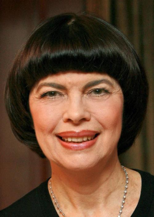 Стрижки для тонких и редких волос после 60 лет. Прически для пожилых женщин