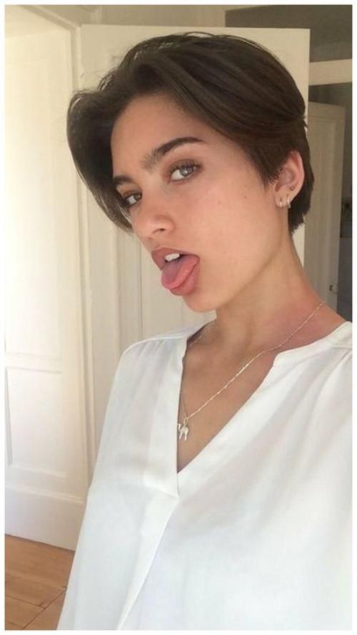 Как заколоть тонкие волосы. Самое главное — удачная стрижка для тонких волос