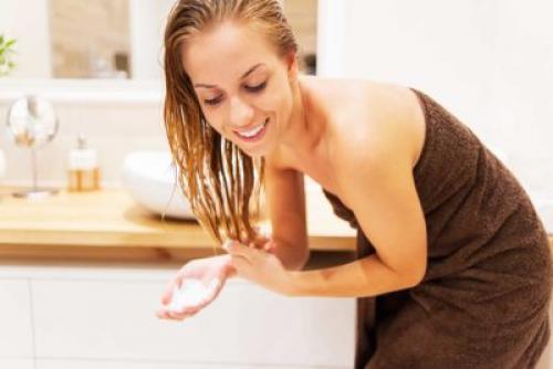 Процедура Счастье для волос от lebel. Какие средства входят в состав процедуры Счастье для волос 04