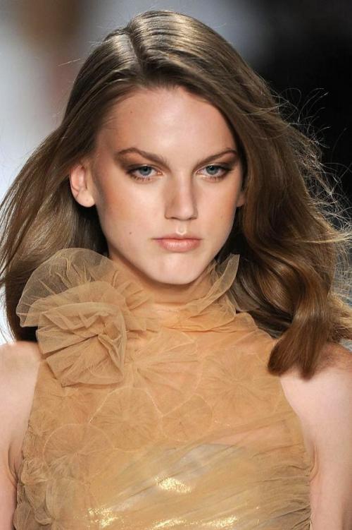 Секреты красивого пробора: как сделать идеальный стиль 07