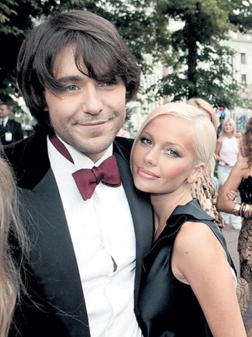 Елена Корикова муж. 11 мужчин красавицы — Елены Кориковой, ее сегодняшняя жизнь и как выглядит взрослый сын Арсений