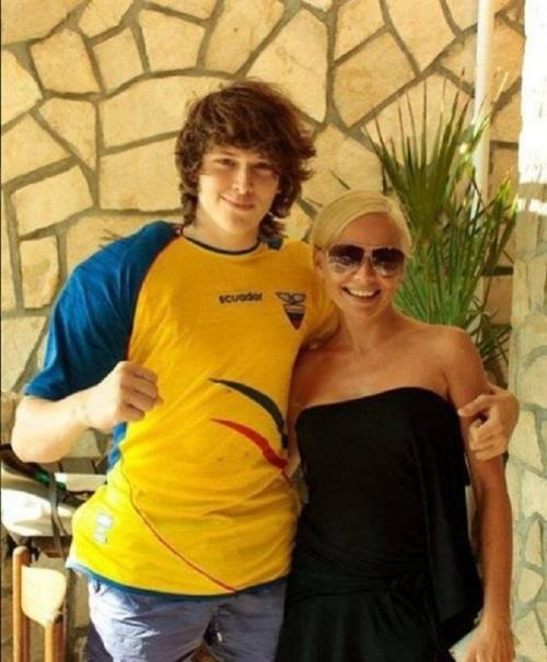 Елена Корикова муж. 11 мужчин красавицы — Елены Кориковой, ее сегодняшняя жизнь и как выглядит взрослый сын Арсений