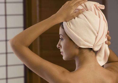 Уход за окрашенными волосами. Инновационная защита во время окрашивания волос 04