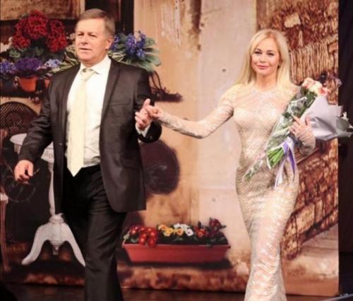 Елена Корикова зная о том. Не переживает, что перестала быть востребованной: как сейчас живет 49-летняя Елена Корикова 06 Елена Корикова зная о том. Не переживает, что перестала быть востребованной: как сейчас живет 49-летняя Елена Корикова 06