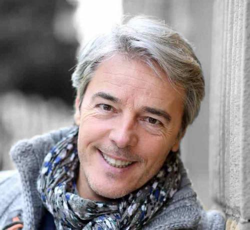 Мужские прически которые делают старше. 26 модных причесок для пожилых мужчин 2022