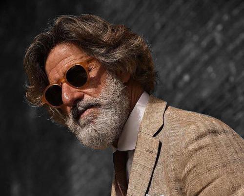 Мужские прически которые делают старше. 26 модных причесок для пожилых мужчин 2022