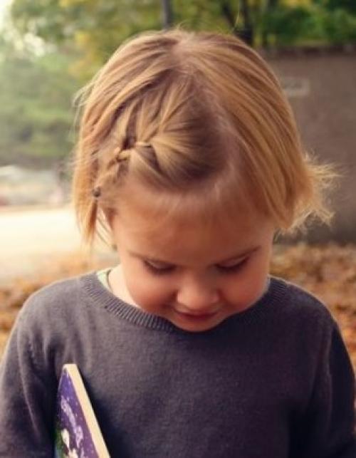 Косички на короткие волосы ребенку. Косичка-выручалочка