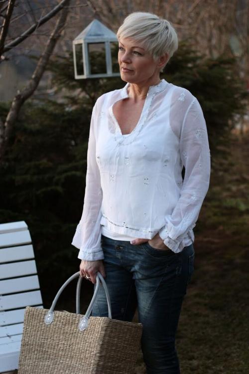 Очень короткие женские стрижки после 50 лет. Модные короткие стрижки для женщин после 50 лет и фото без укладки