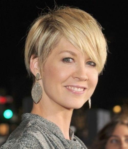 Женские короткие стрижки после 40 лет. Красивые стрижки, которые молодят женщину после 40 лет с фото