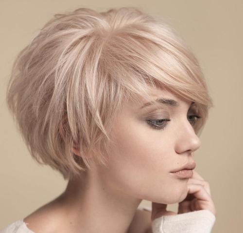 Короткие женские стрижки с удлинением сзади. Варианты стрижки боб для коротких волос: фото
