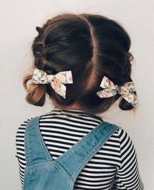 Простые причёски для девочек 2 лет. Красивые, модные и простые прически для маленьких принцесс: на каждый день, в садик, в школу, на праздники 15
