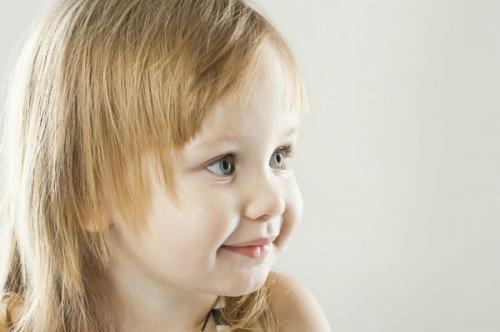 Прически для девочки 2 года на короткие. Хвостики 12