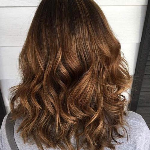 Окрашивание прядями на темные волосы. ТОП-5 видов мелирования на темные волосы