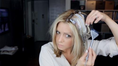 Как красить волосы в домашних условиях самой себе. Выбор красителя 13 Как красить волосы в домашних условиях самой себе. Выбор красителя 13