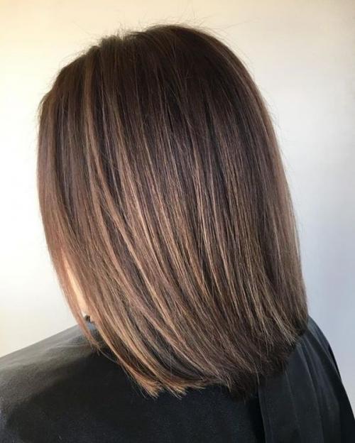 Цветные пряди на темных. Модные оттенки 17