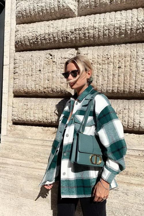 Широкое женское пальто 2023. Модное женское пальто 2023. Самые стильные варианты 09 Широкое женское пальто 2023. Модное женское пальто 2023. Самые стильные варианты 09