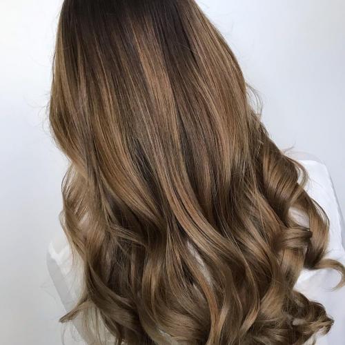 Растяжка цвета на русые волосы. Что такое растяжка цвета на волосах?