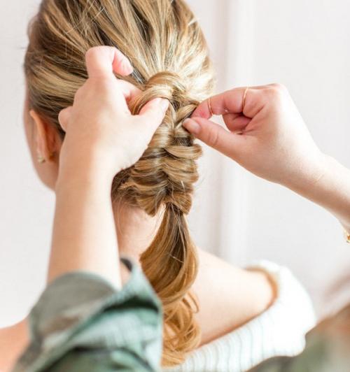 Прически с косами легкие. 1 Коса на каждый день в конском хвостике