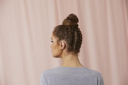 Прически из косичек для взрослых. Простые косички под силу каждой: 65 фото легких причесок