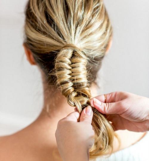 Прически с косами легкие. 1 Коса на каждый день в конском хвостике