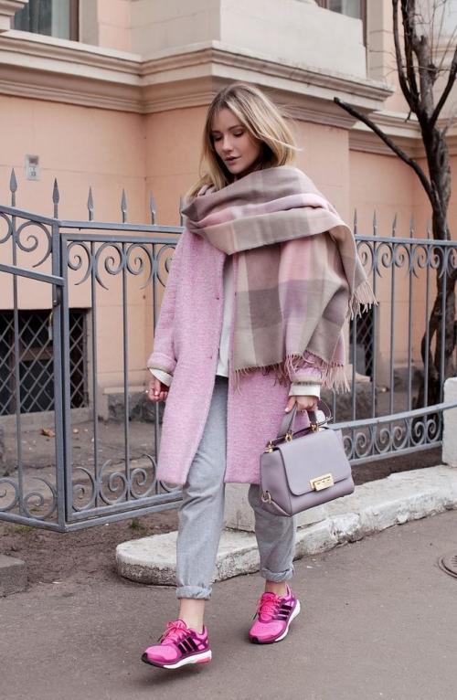 Как носить пальто с шарфом. Базовые варианты