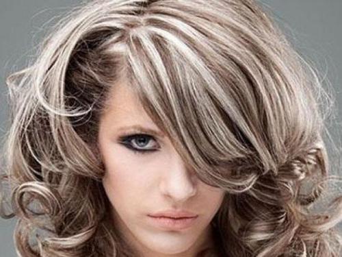 Как сделать мелирование в домашних условиях. Как правильно сделать мелирование волос 10 Как сделать мелирование в домашних условиях. Как правильно сделать мелирование волос 10