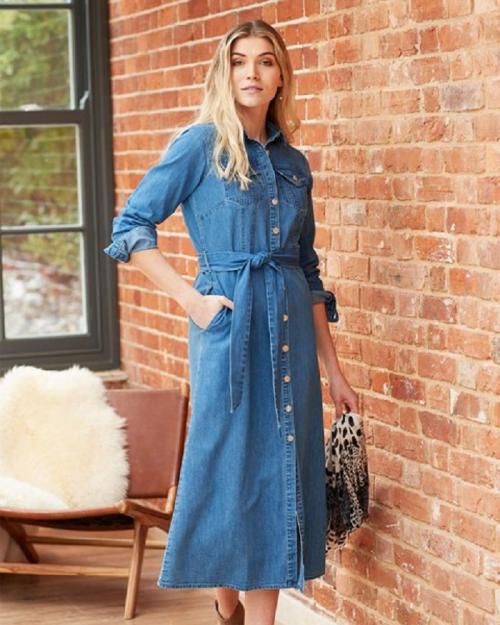 Можно ли джинсовое платье. Джинсовые платья – обзор трендовых моделей сезона 33