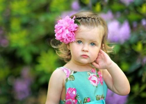 Прически для девочки 2 годика. Прически маленьким девочкам: непривычные косички