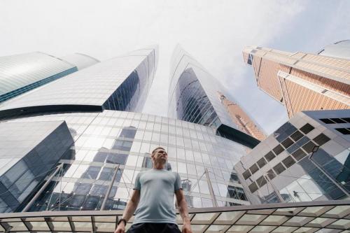 Кэжуал образы 2019: тренды и их влияние на модную индустрию 05 Кэжуал образы 2019: тренды и их влияние на модную индустрию 05