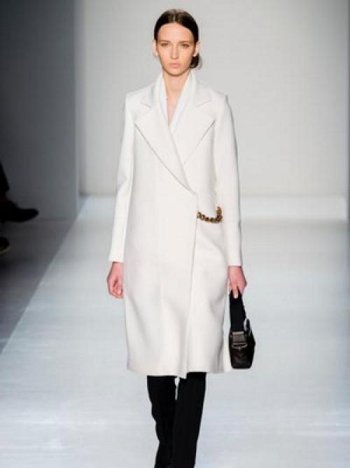 Откройте для себя 5 новых видов женских пальто 06