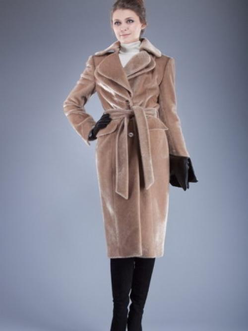 Откройте для себя 5 новых видов женских пальто 10