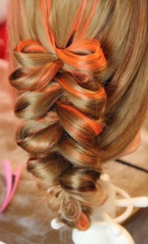 Коса из хвостиков с резинками. Коса с помощью резинок