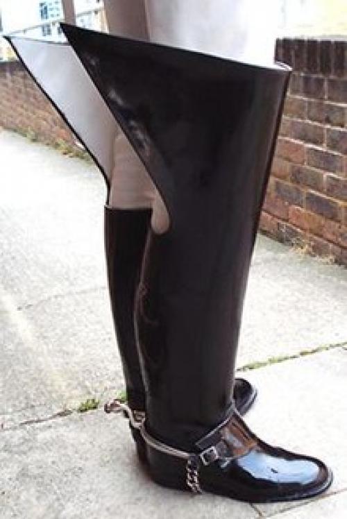 Ботфорты 2019: тренды и стили 11