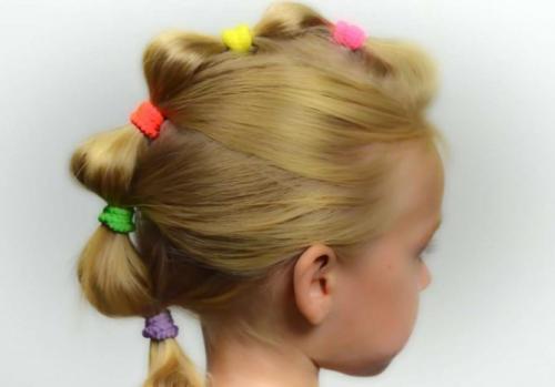 Прически для детей легкие. Простые прически на каждый день