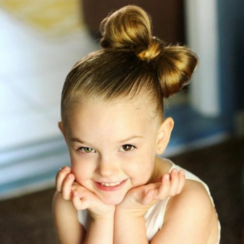 Прически для детей легкие. Простые прически на каждый день