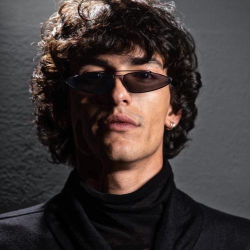 Какие советы можно дать мужчине, который хочет изменить свой имидж с помощью стрижки. Как подобрать стрижку мужчине по форме лица