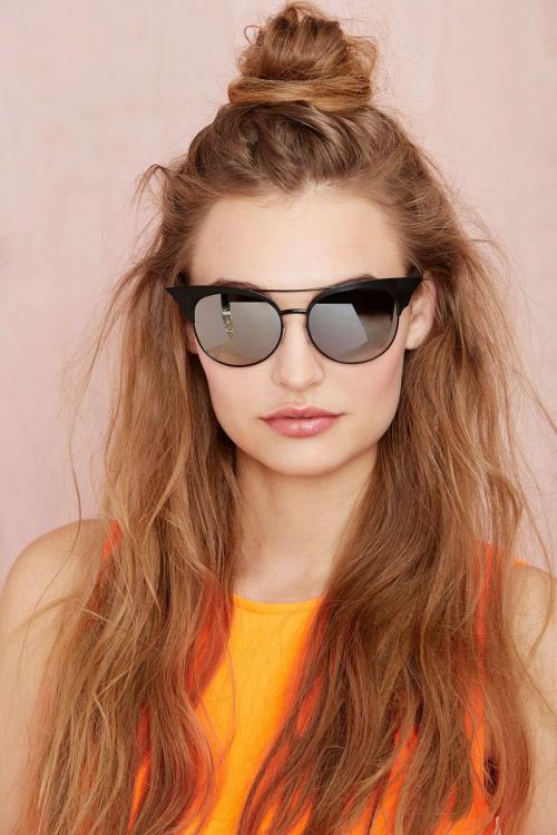 Легкие прически с распущенными волосами. Легкие прически на распущенные длинные волосы