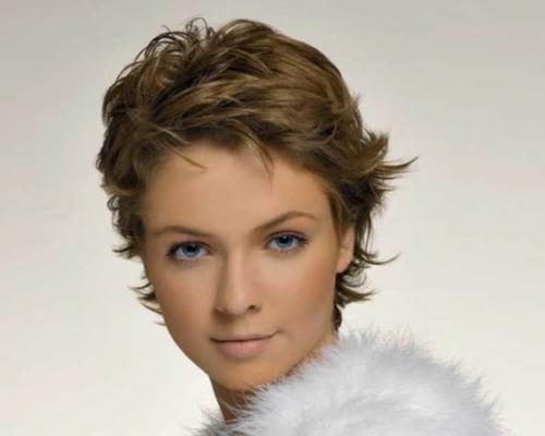 Пенка для волос для кудрей, как пользоваться. Как пользоваться пенкой для волос: приемы самостоятельной укладки