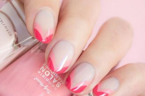 Нежно розовый френч. Главные тенденции