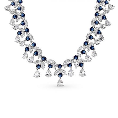 Как подобрать прическу к свадебному платью. Как уложить волосы в соответствии с фасоном свадебного платья?